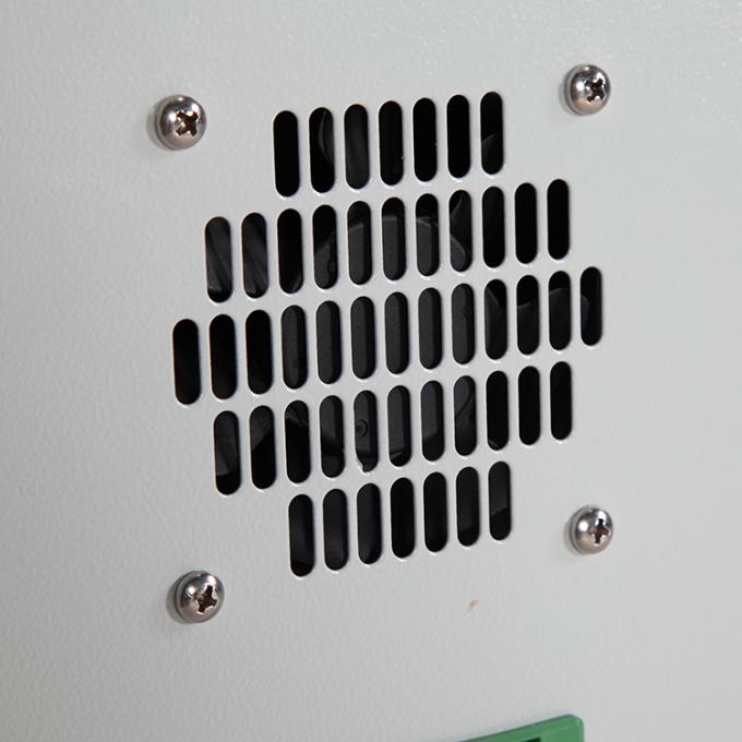 le C.C de 1700BTU 48V a actionné le climatiseur pour le Cabinet extérieur de batterie de télécom